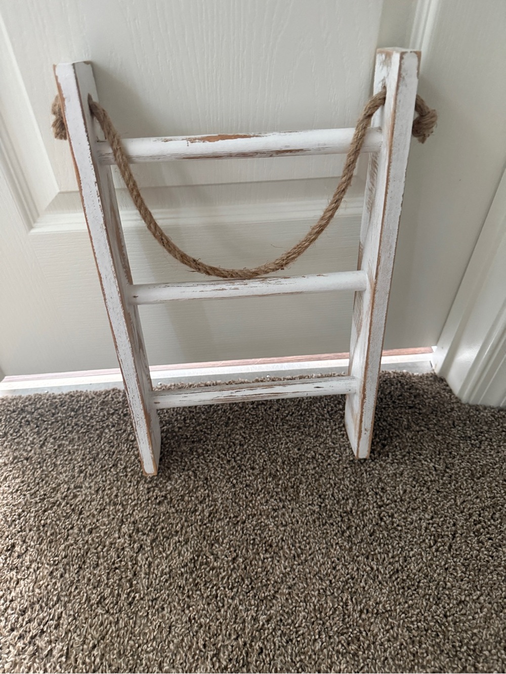 Distressed White Decorative Wall Ladder Shelf with Natural Rope